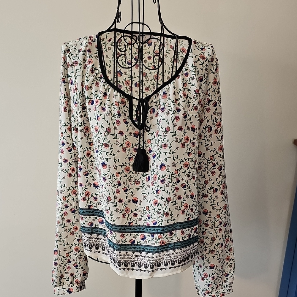 Lush White Floral Peasant Blouse with Black Trim